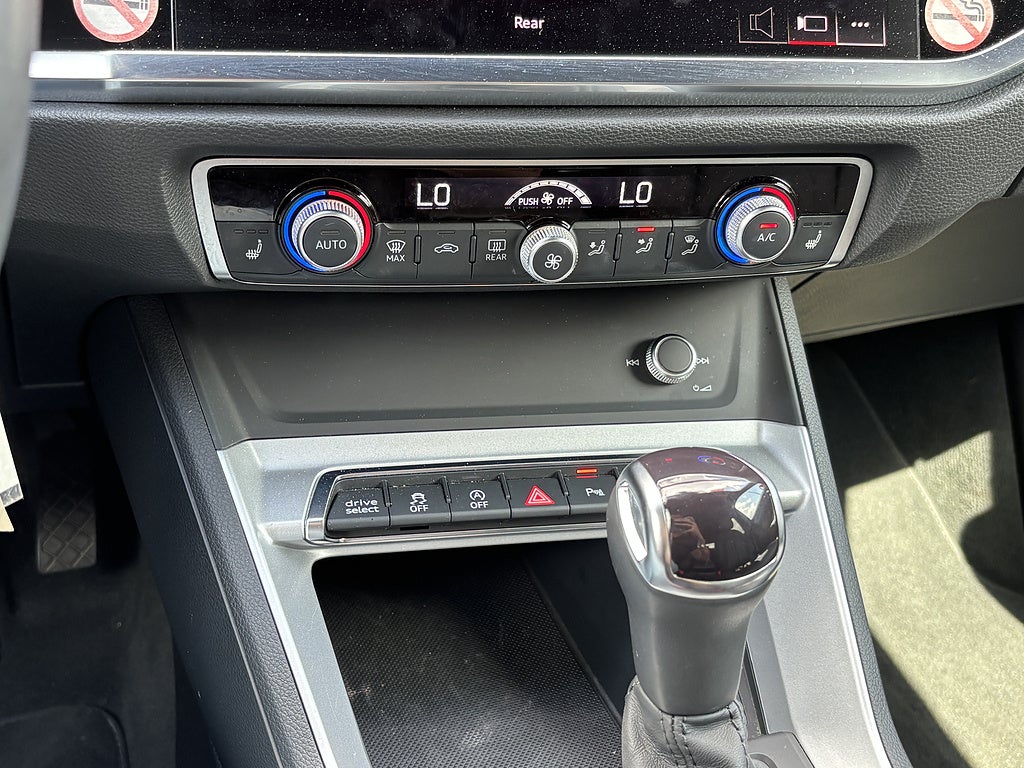 2025 Audi Q3 quattro S line Premium 45 TFSI