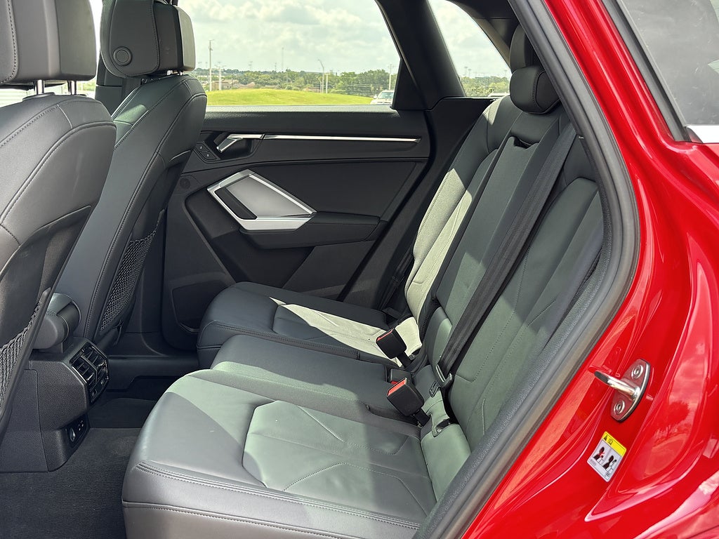 2025 Audi Q3 quattro S line Premium 45 TFSI