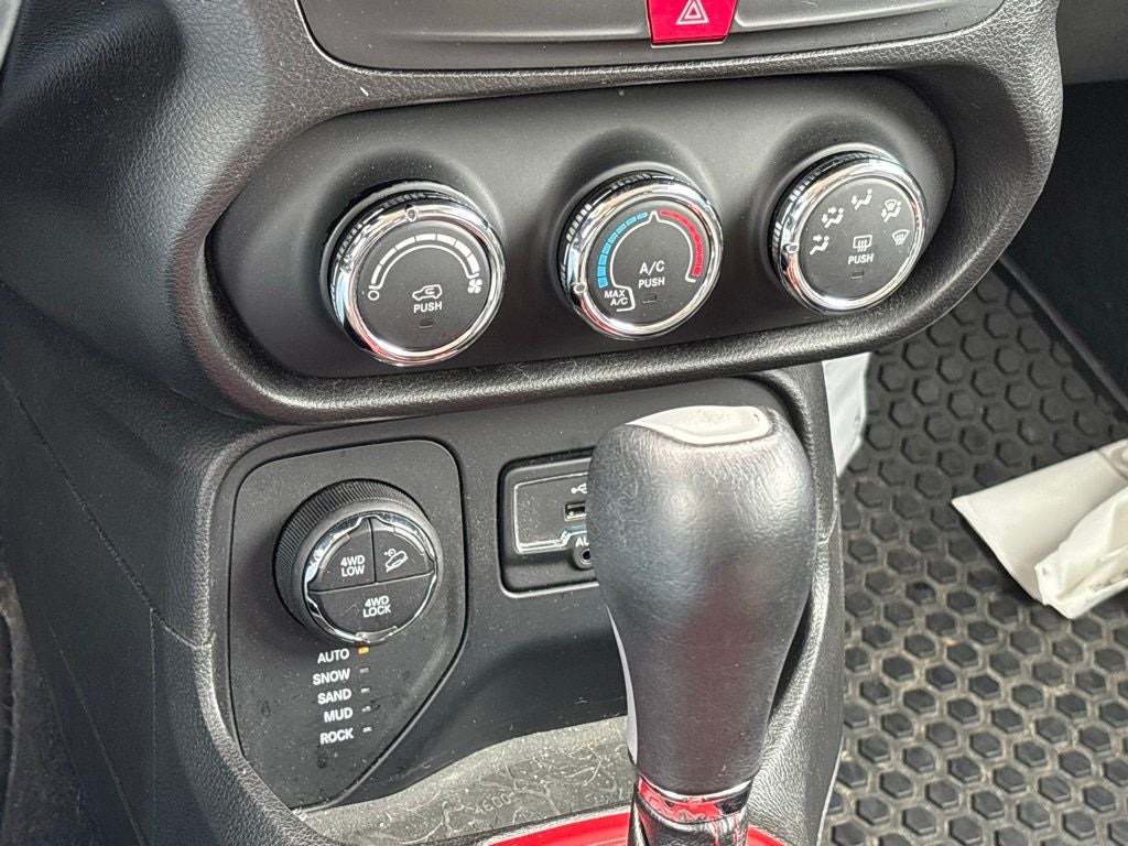 2016 Jeep Renegade Trailhawk