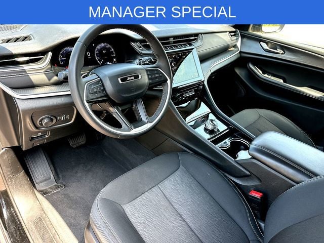 2023 Jeep Grand Cherokee L Laredo