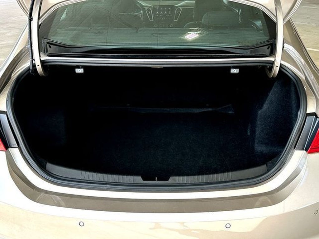 2025 Chevrolet Malibu LT