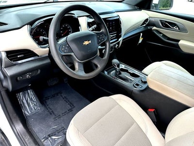 2022 Chevrolet Traverse LS w/1FL