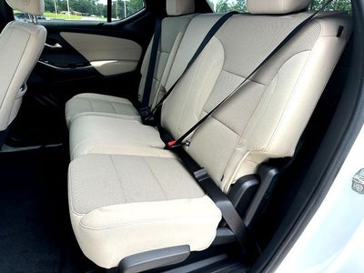 2022 Chevrolet Traverse LS w/1FL