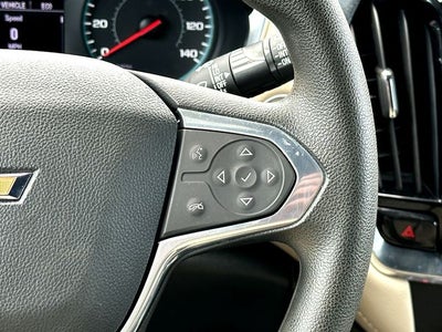 2022 Chevrolet Traverse LS w/1FL