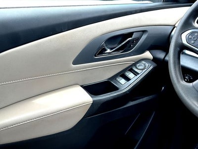 2022 Chevrolet Traverse LS w/1FL
