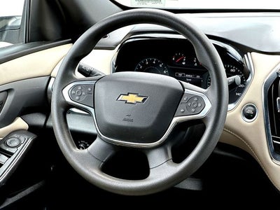 2022 Chevrolet Traverse LS w/1FL