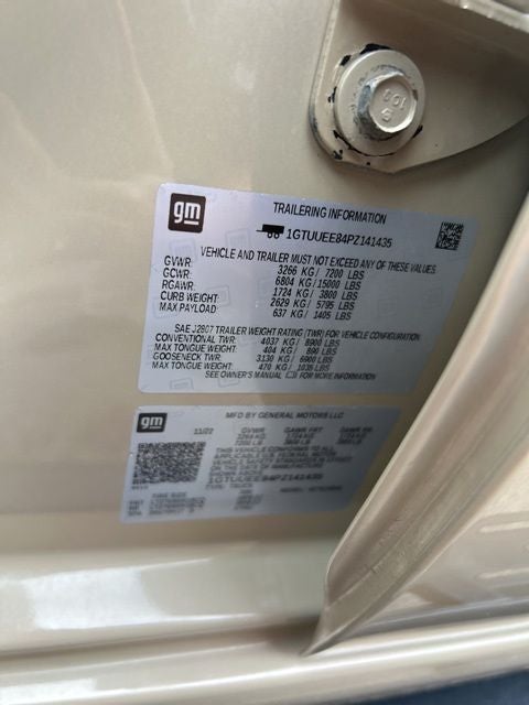 2023 GMC Sierra 1500 AT4