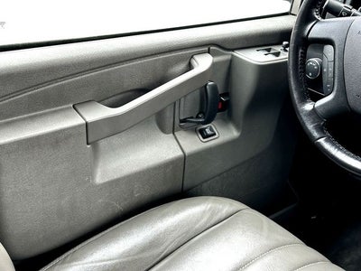 2022 GMC Savana 3500 Work Van