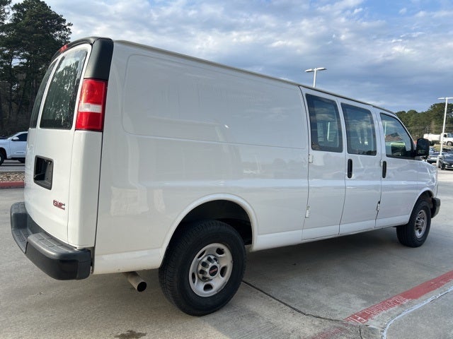 2022 GMC Savana 3500 Work Van