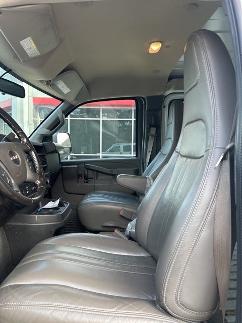2022 GMC Savana 3500 Work Van