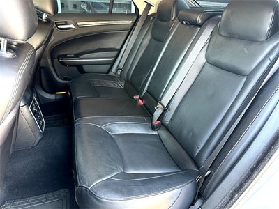 2023 Chrysler 300 Touring