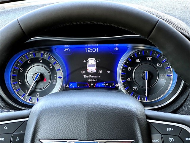 2023 Chrysler 300 Touring