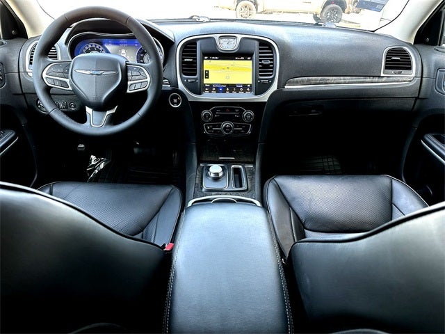 2023 Chrysler 300 Touring