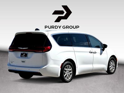 2024 Chrysler Pacifica Touring L