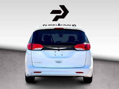 2024 Chrysler Voyager LX