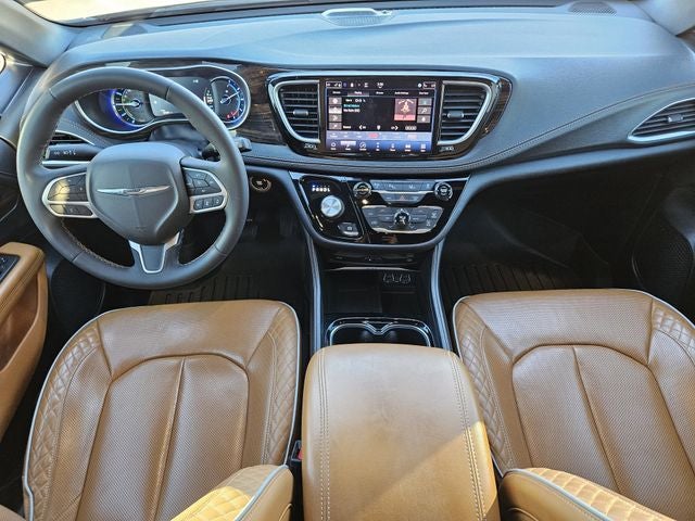 2022 Chrysler Pacifica Hybrid Pinnacle
