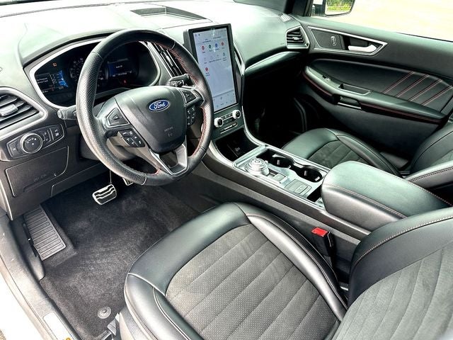 2021 Ford Edge ST Line