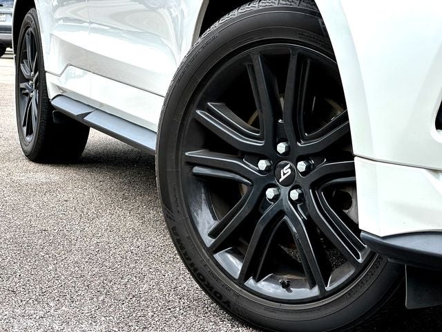 2021 Ford Edge ST Line