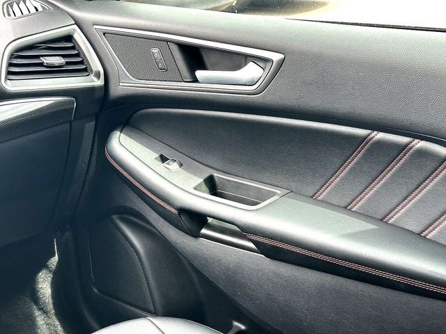 2021 Ford Edge ST Line