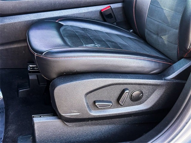 2022 Ford Edge ST Line