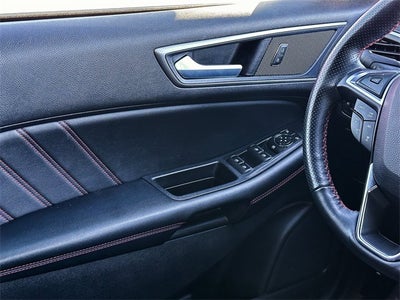 2022 Ford Edge ST Line