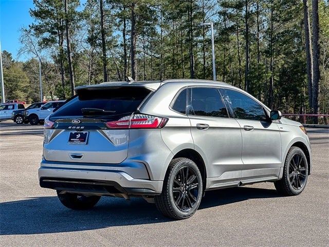2022 Ford Edge ST Line
