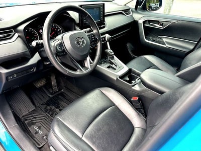 2019 Toyota RAV4 XLE Premium