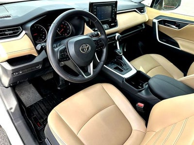 2022 Toyota RAV4 XLE Premium