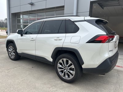 2022 Toyota RAV4 XLE Premium