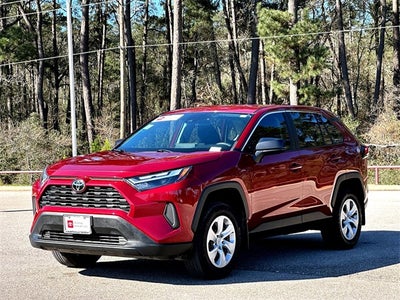 2024 Toyota RAV4 LE