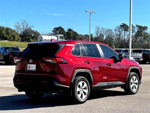 2024 Toyota RAV4 LE