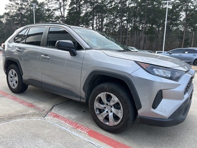 2020 Toyota RAV4 LE
