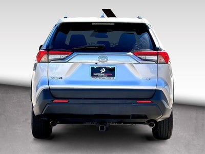 2020 Toyota RAV4 LE