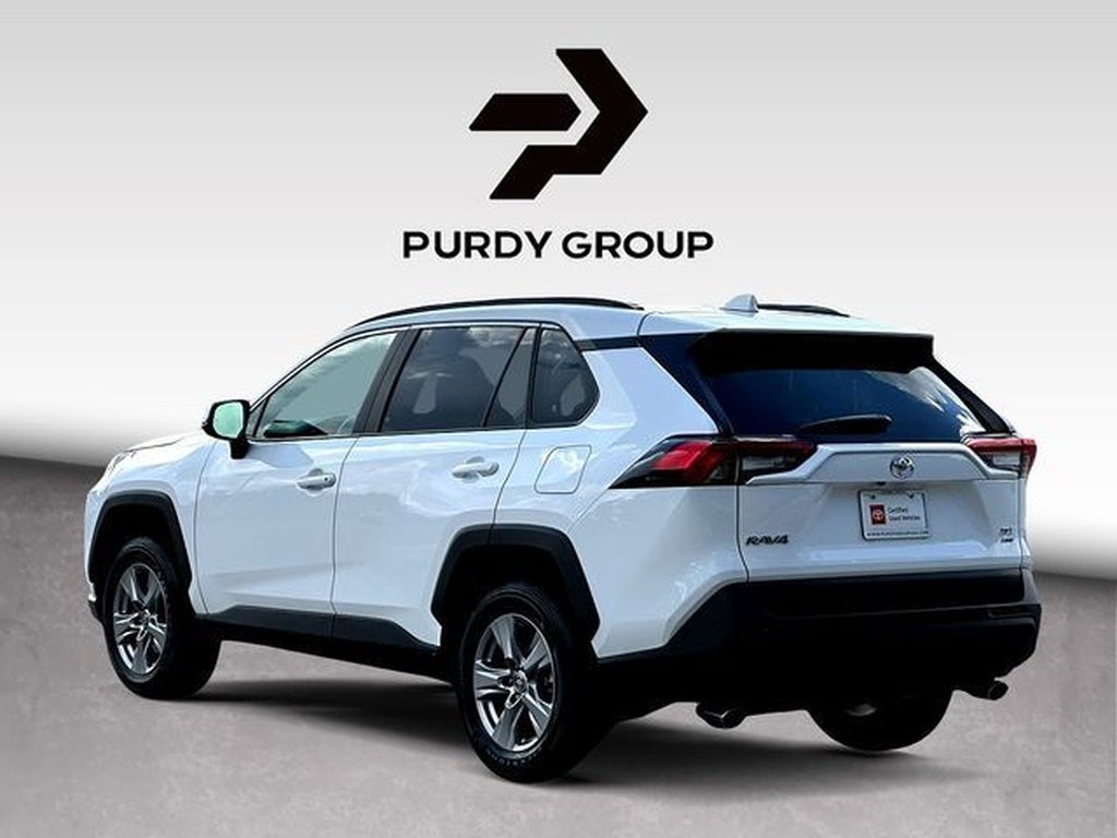 2025 Toyota RAV4 XLE