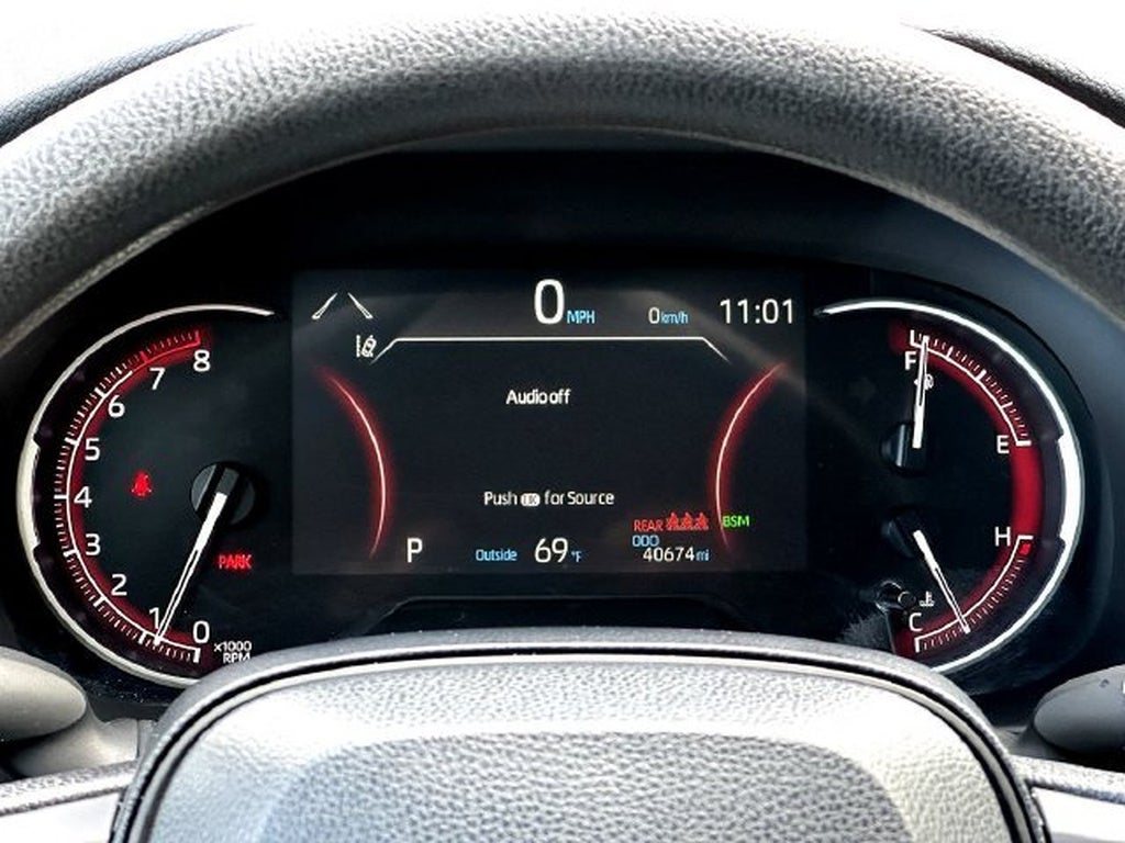 2025 Toyota RAV4 XLE