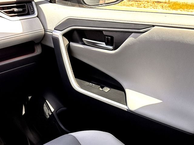 2022 Toyota RAV4 Limited