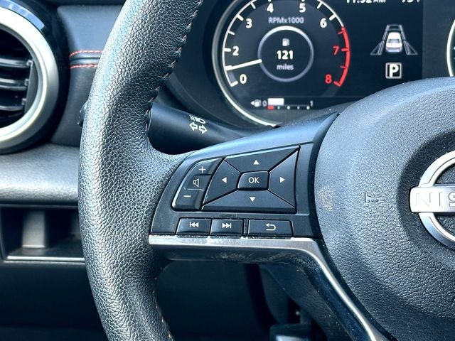 2024 Nissan Versa 1.6 SR