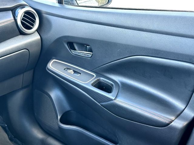 2024 Nissan Versa 1.6 SR