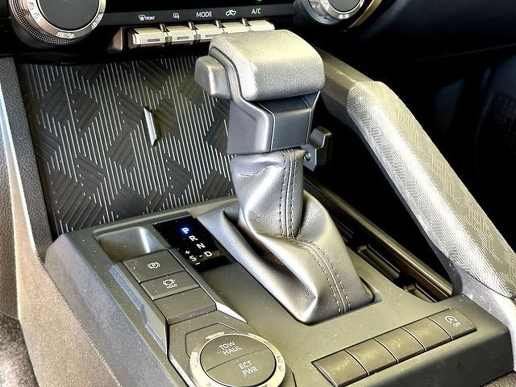 2026 Toyota Tacoma 2WD SR5