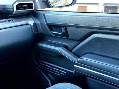 2026 Toyota Tacoma 4WD SR5