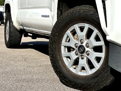 2024 Toyota Tacoma 4WD SR5