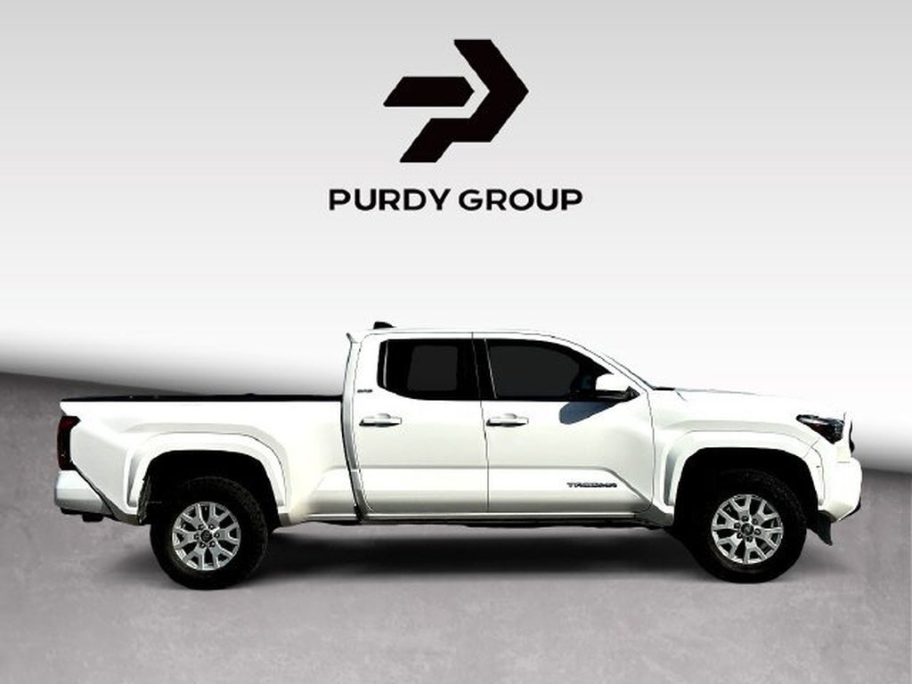 2024 Toyota Tacoma 4WD SR5