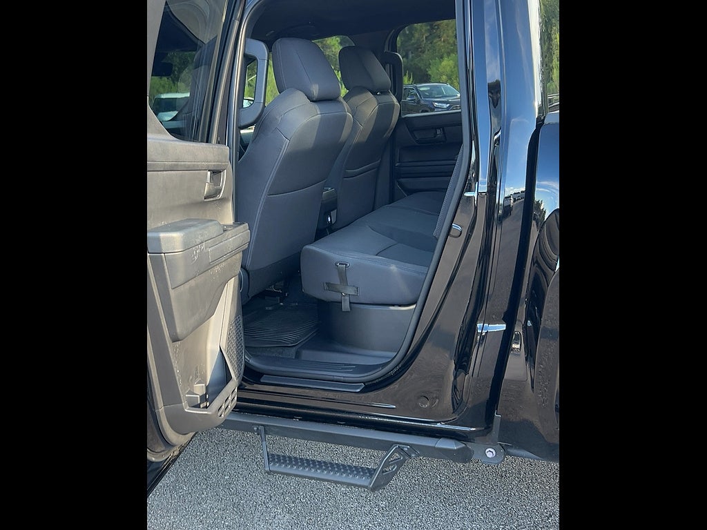 2026 Toyota Tacoma 4WD SR5