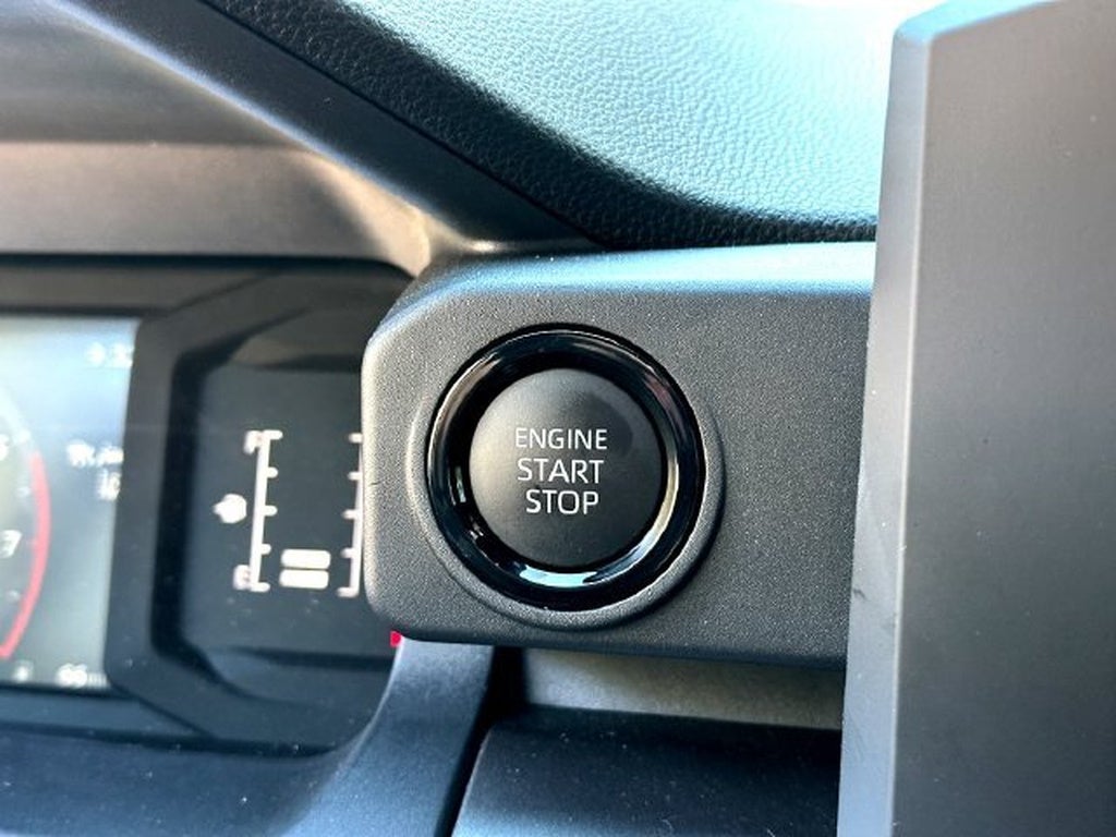 2026 Toyota Tacoma 4WD SR5
