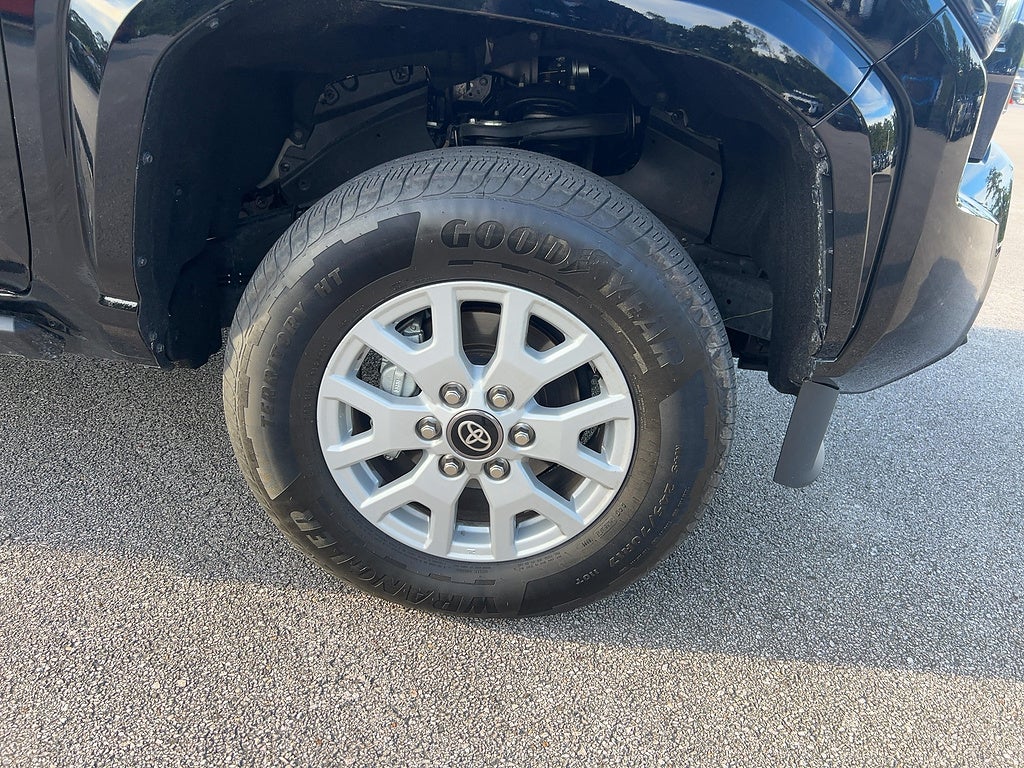 2026 Toyota Tacoma 4WD SR5
