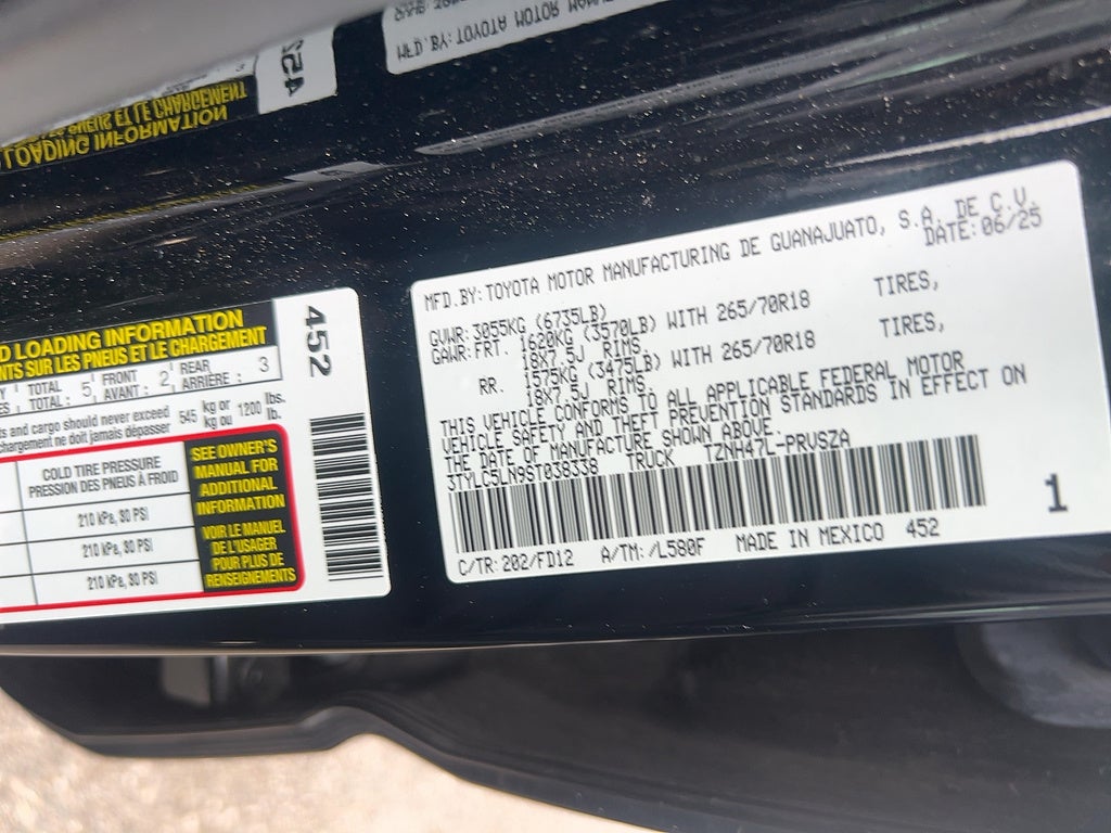 2025 Toyota Tacoma 4WD TRD Off-Road HV