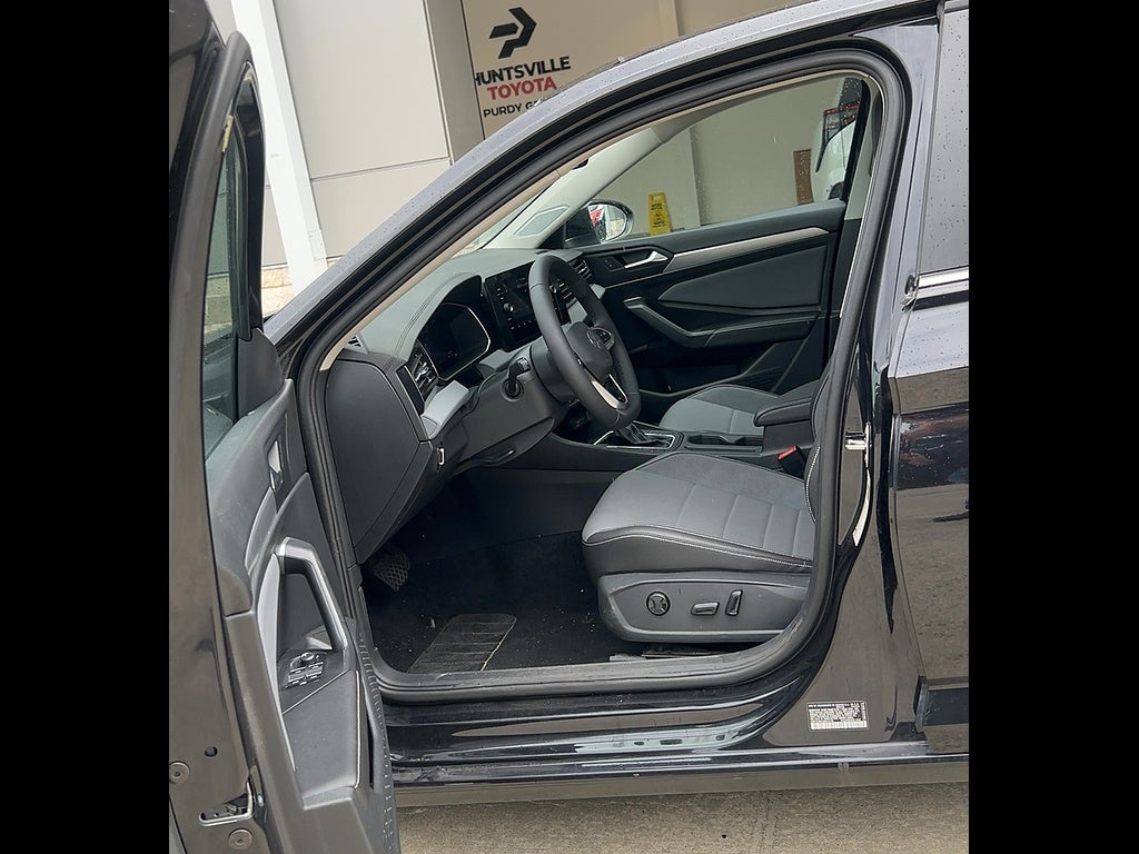 2025 Volkswagen Jetta SE