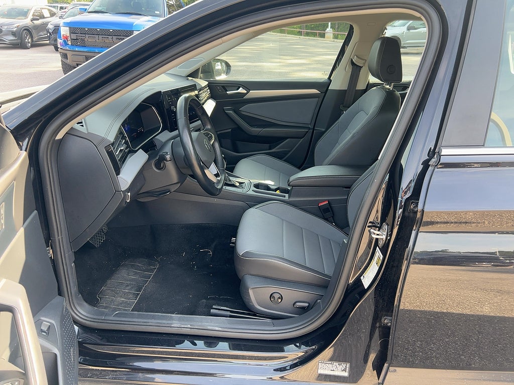 2025 Volkswagen Jetta SE