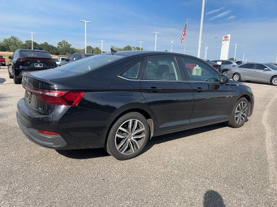 2025 Volkswagen Jetta SE