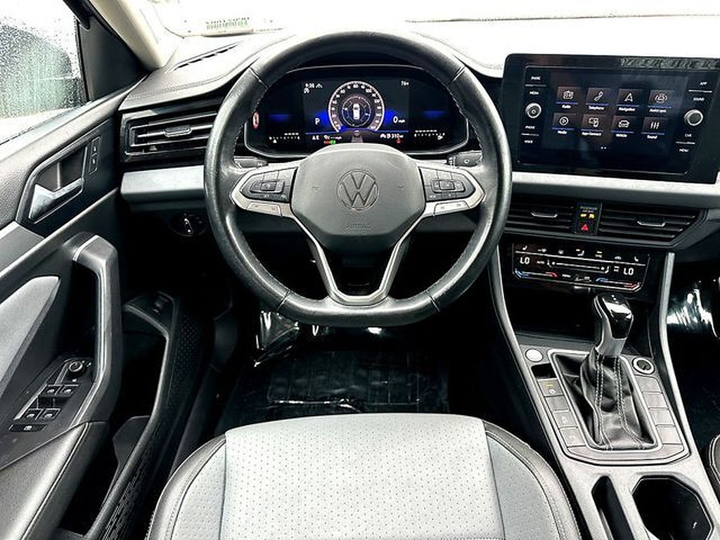 2025 Volkswagen Jetta SE